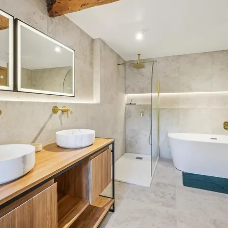 Maison Moderne Parisienne Ferienhaus Bois-Colombes