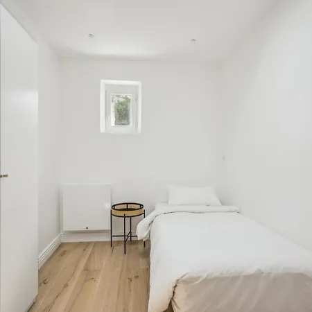 Ferienhaus Maison Moderne Parisienne